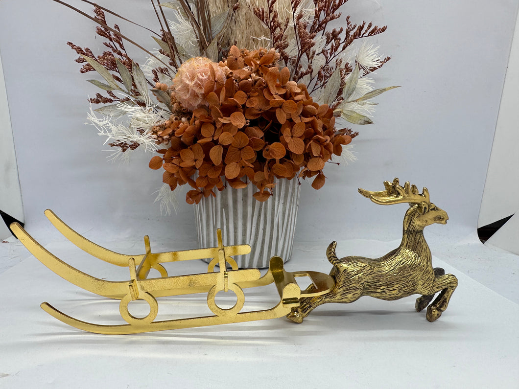 Reindeer Sleigh Sphere Holder