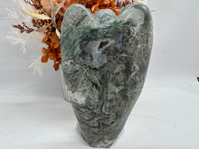 Load image into Gallery viewer, (1)Moss Agate Angel
