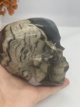Load image into Gallery viewer, UV Agate Skull (22)
